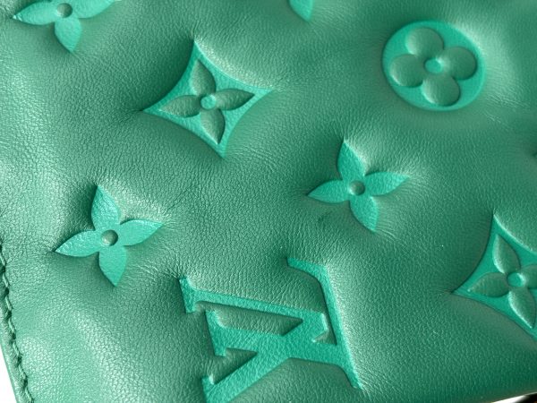 LOUIS VUITTON Coussin BB – Bild 9