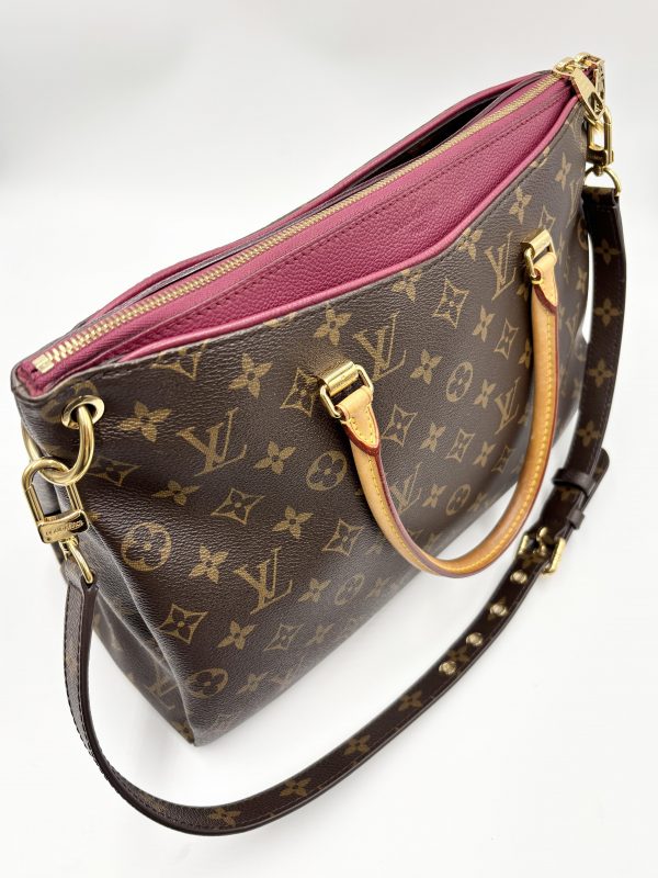 LOUIS VUITTON Pallas MM - Image 4