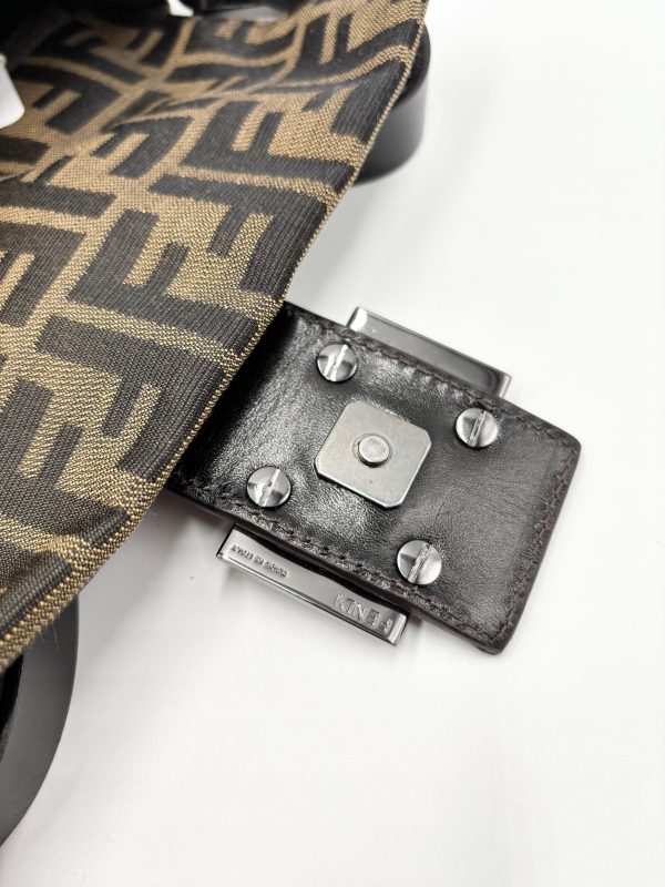 FENDI Baguette vintage - Image 3