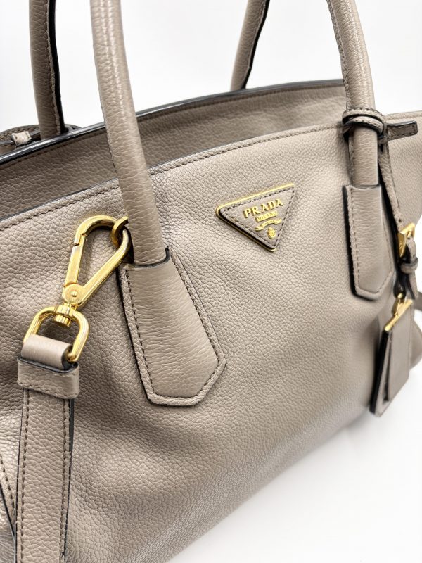 PRADA shopping – Bild 3
