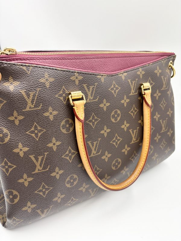 LOUIS VUITTON Pallas MM - Image 6