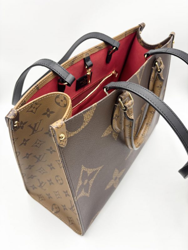 LOUIS VUITTON OntheGo MM - immagine 2