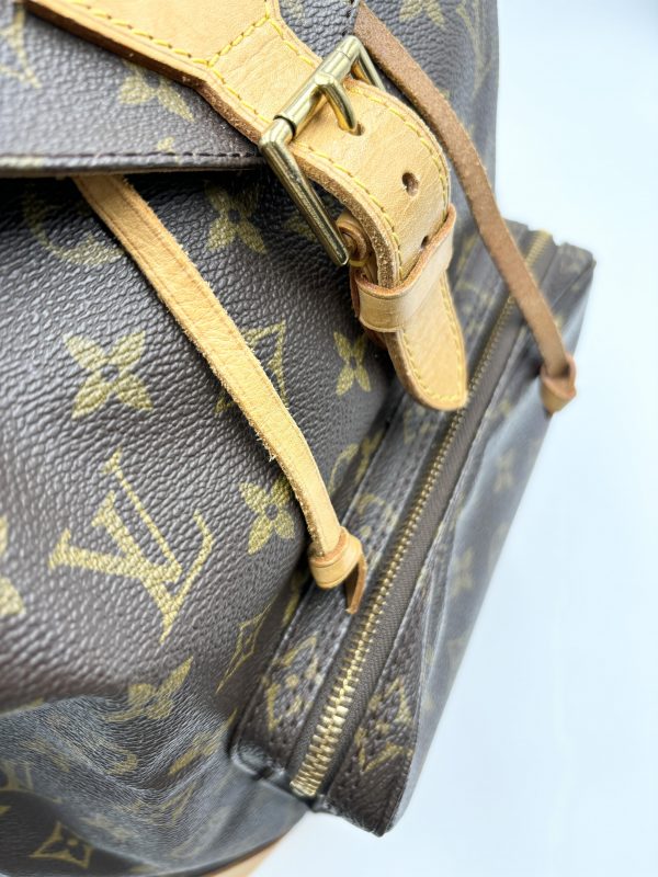 LOUIS VUITTON Montsouris GM - Image 2